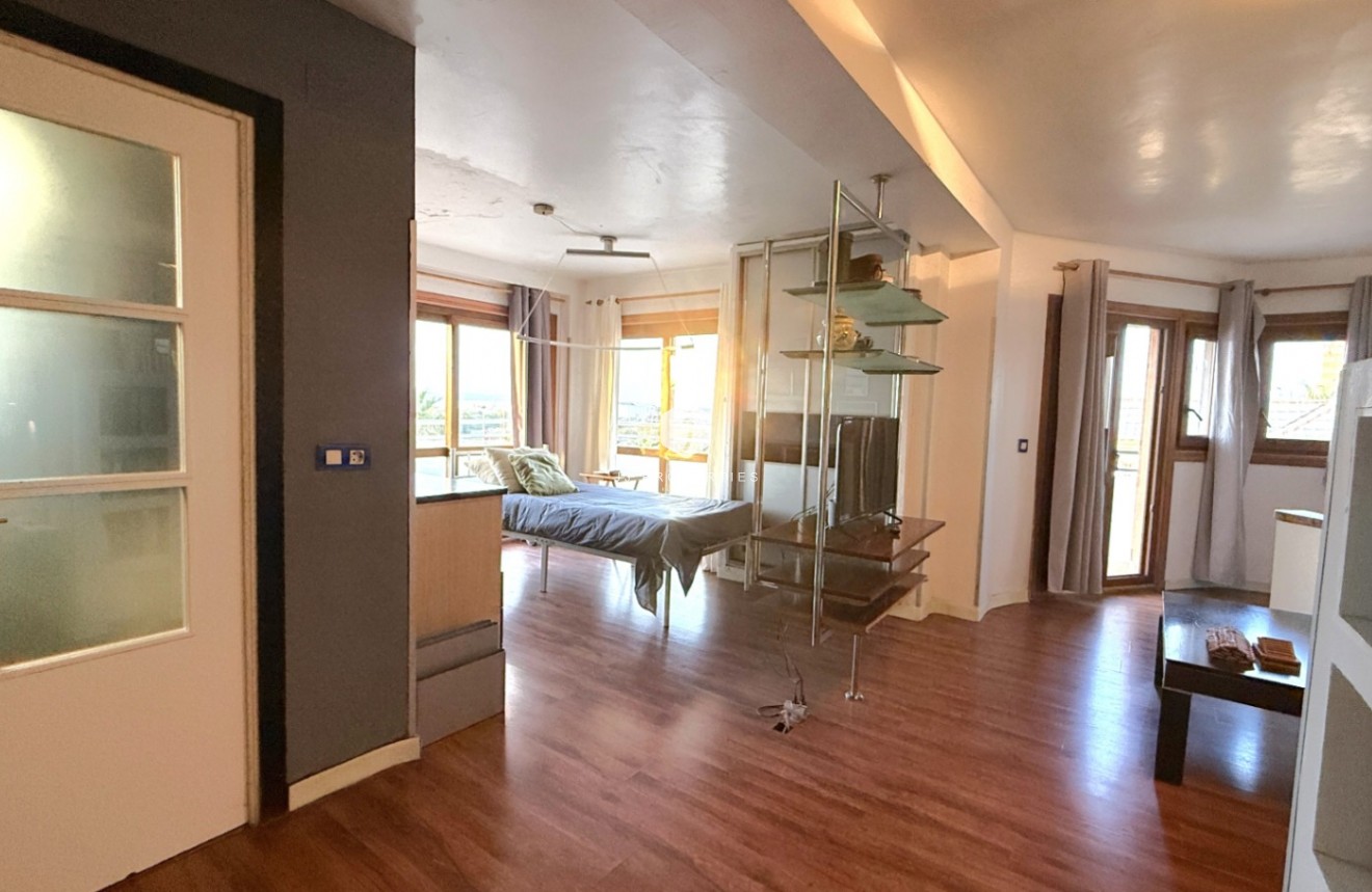 Z drugiej ręki - Mieszkanie w bloku -
Torrevieja - Costa Blanca