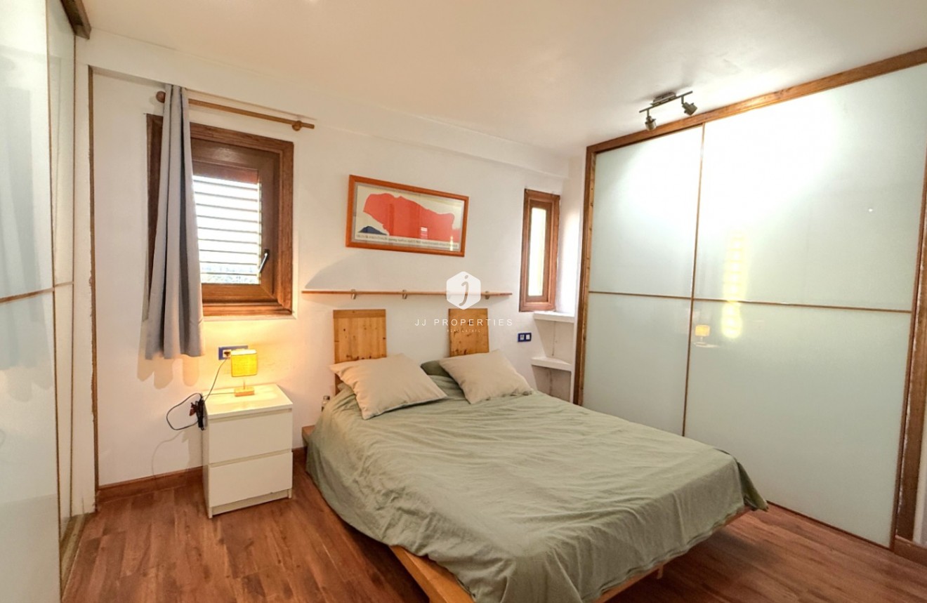 Z drugiej ręki - Mieszkanie w bloku -
Torrevieja - Costa Blanca