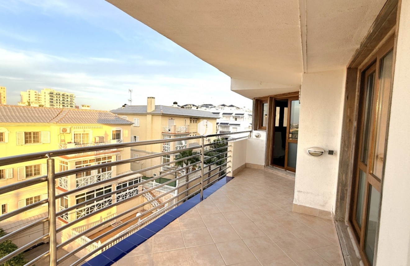 Z drugiej ręki - Mieszkanie w bloku -
Torrevieja - Costa Blanca