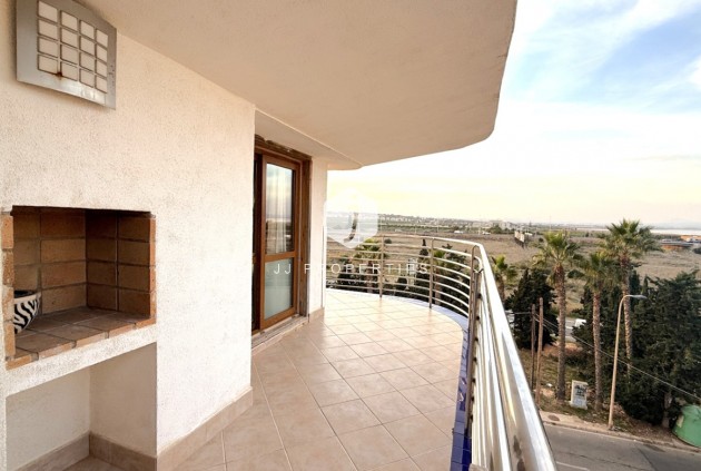Z drugiej ręki - Mieszkanie w bloku -
Torrevieja - Costa Blanca