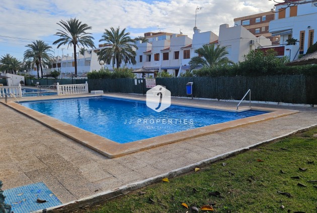 Z drugiej ręki - Mieszkanie w bloku -
Torrevieja - Costa Blanca