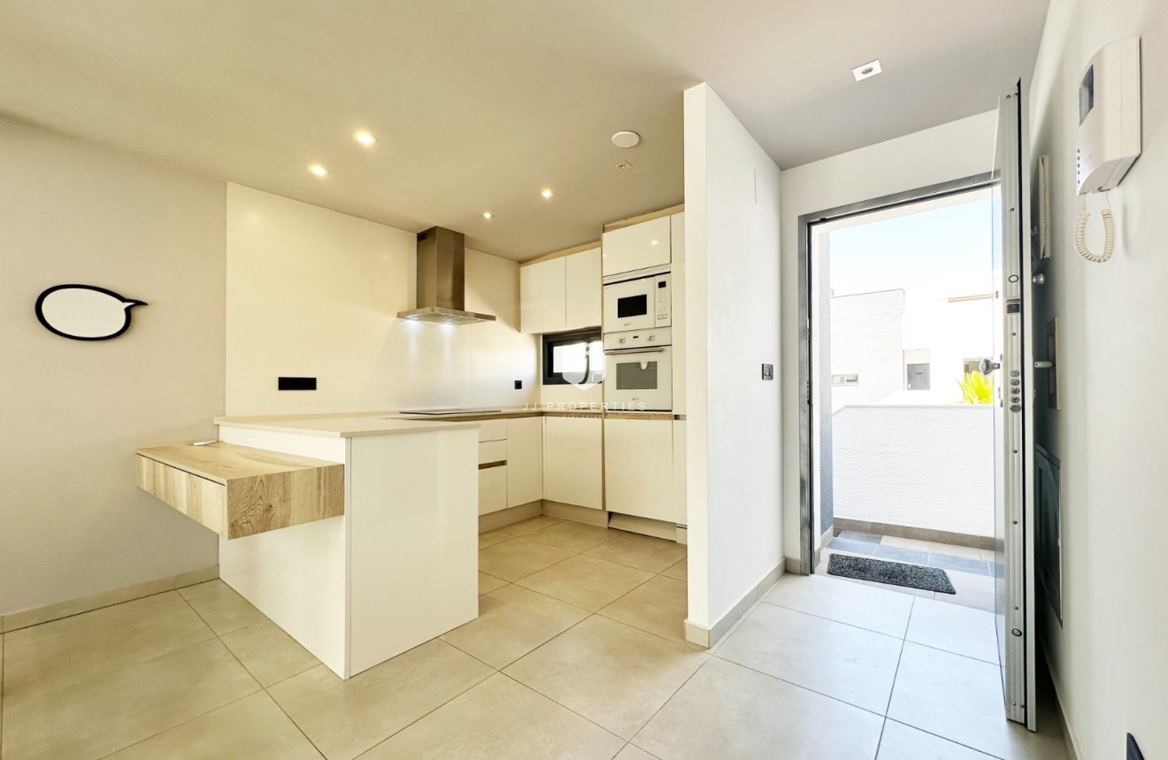 Resale - Apartment / flat -
Guardamar del Segura - Costa Blanca