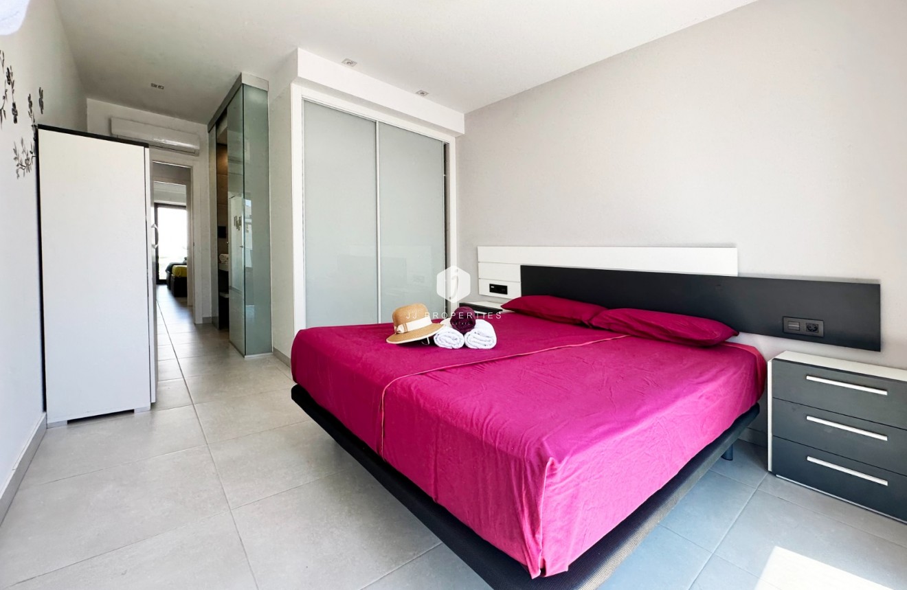 Resale - Apartment / flat -
Guardamar del Segura - Costa Blanca