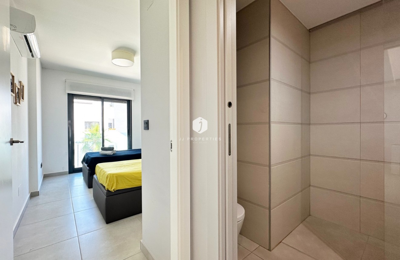 Resale - Apartment / flat -
Guardamar del Segura - Costa Blanca