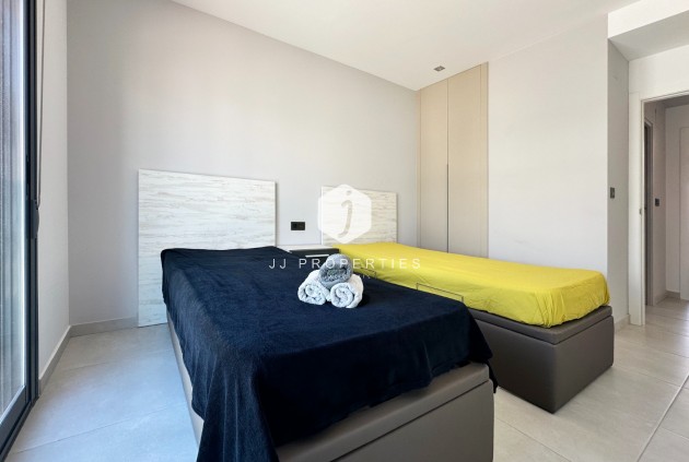 Resale - Apartment / flat -
Guardamar del Segura - Costa Blanca