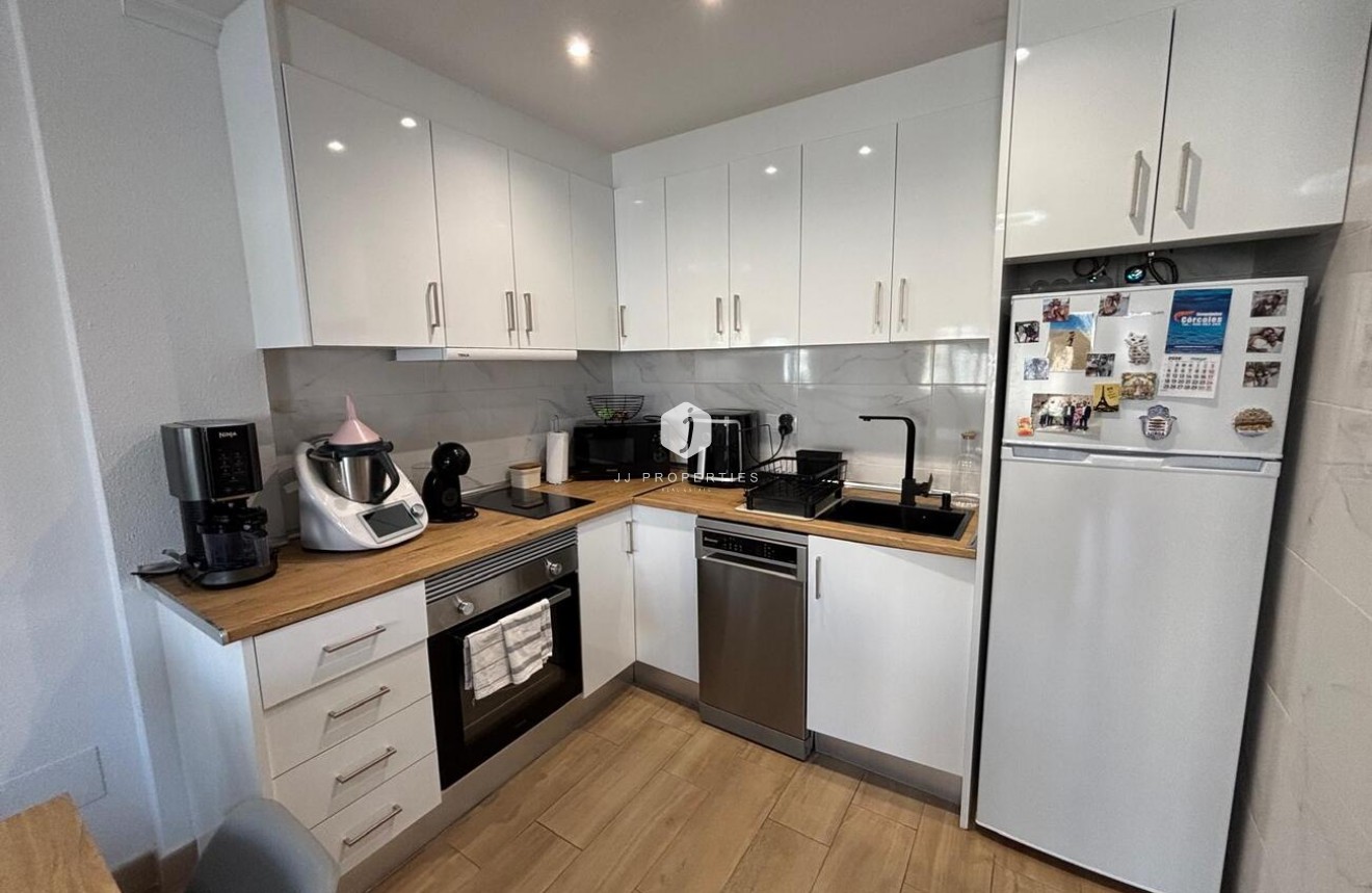 Resale - Apartment / flat -
Torrevieja - Costa Blanca