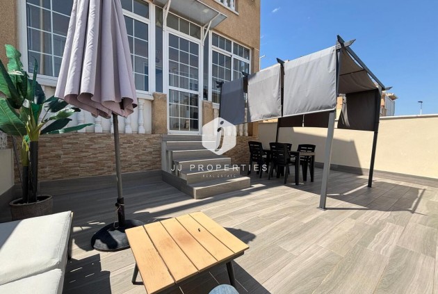 Resale - Apartment / flat -
Torrevieja - Costa Blanca