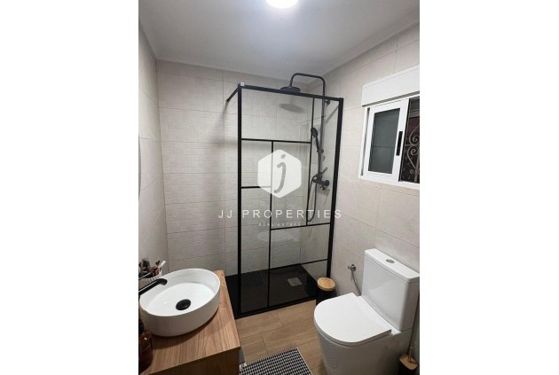 Resale - Apartment / flat -
Torrevieja - Costa Blanca