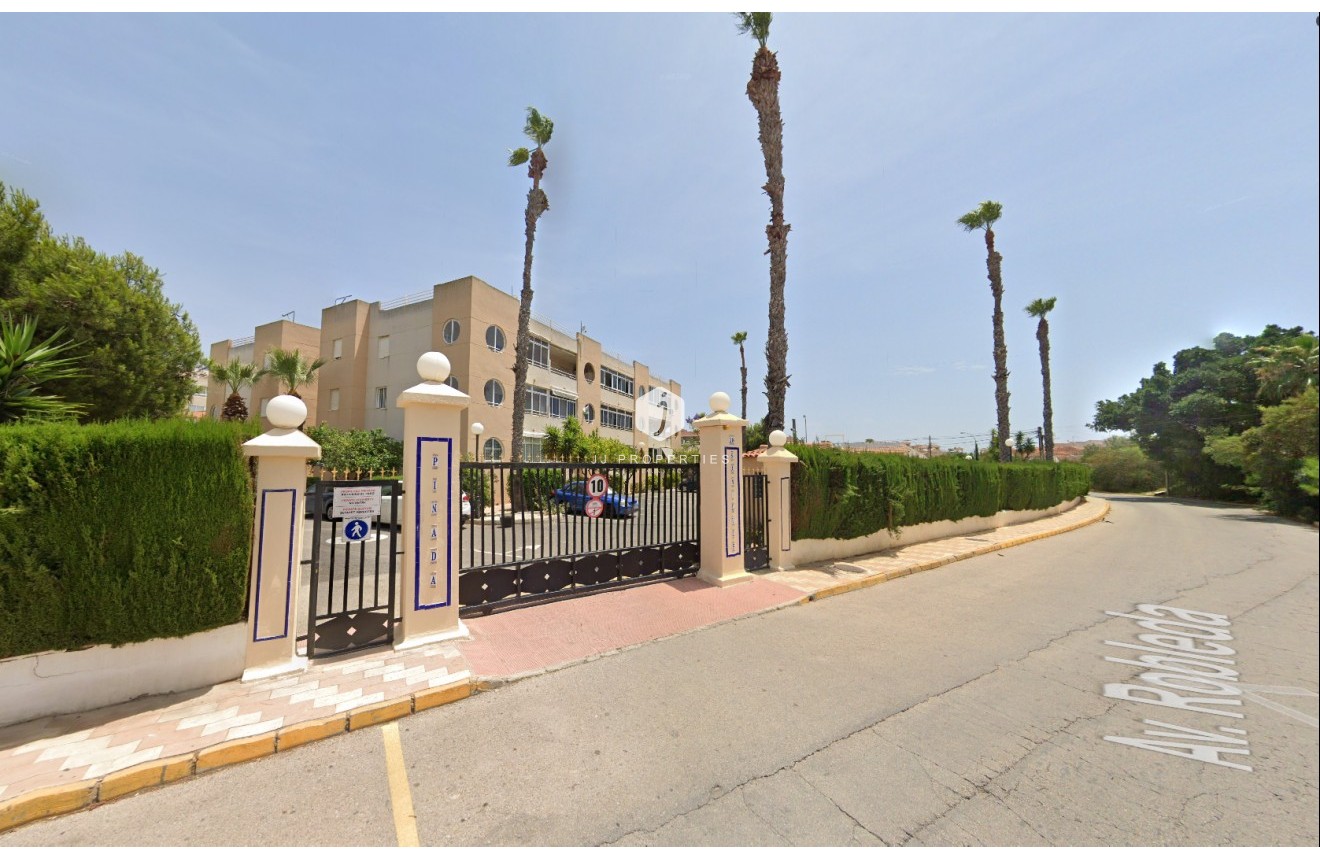 Resale - Apartment / flat -
Torrevieja - Costa Blanca
