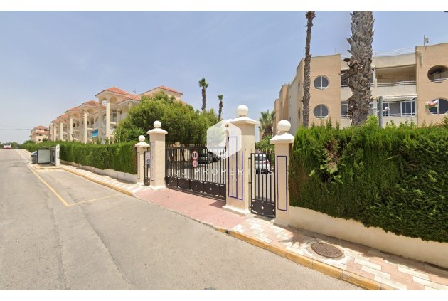 Resale - Apartment / flat -
Torrevieja - Costa Blanca