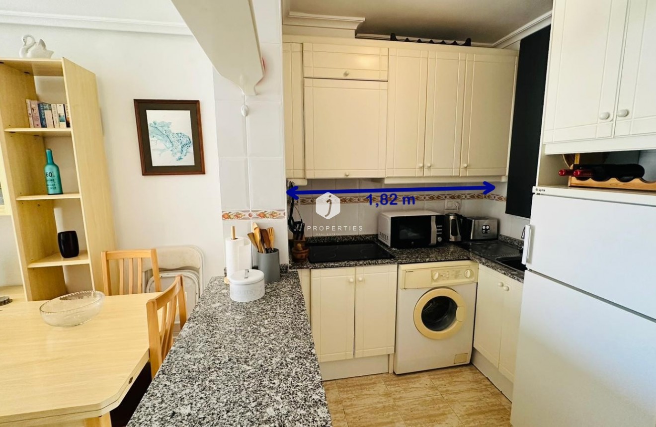 Resale - Apartment / flat -
Torrevieja - Costa Blanca