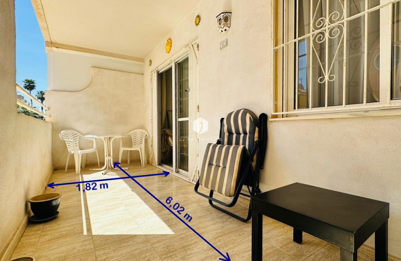 Resale - Apartment / flat -
Torrevieja - Costa Blanca