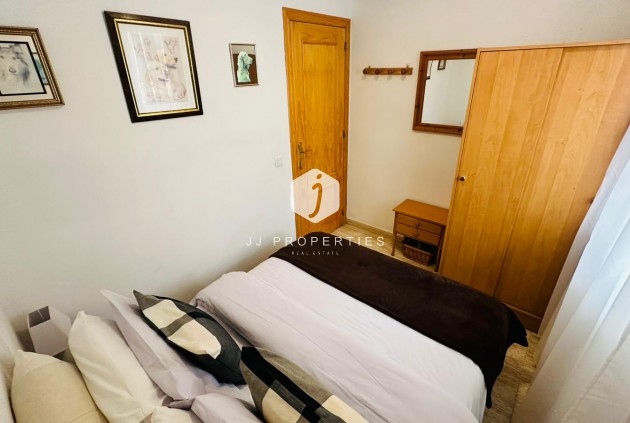 Resale - Apartment / flat -
Torrevieja - Costa Blanca