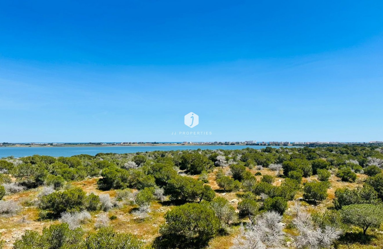 Resale - Apartment / flat -
Torrevieja - Costa Blanca