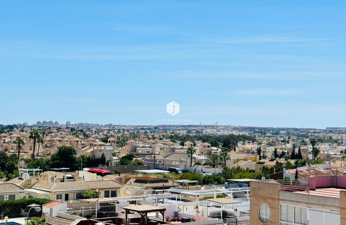 Resale - Apartment / flat -
Torrevieja - Costa Blanca