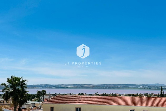 Resale - Apartment / flat -
Torrevieja - Costa Blanca