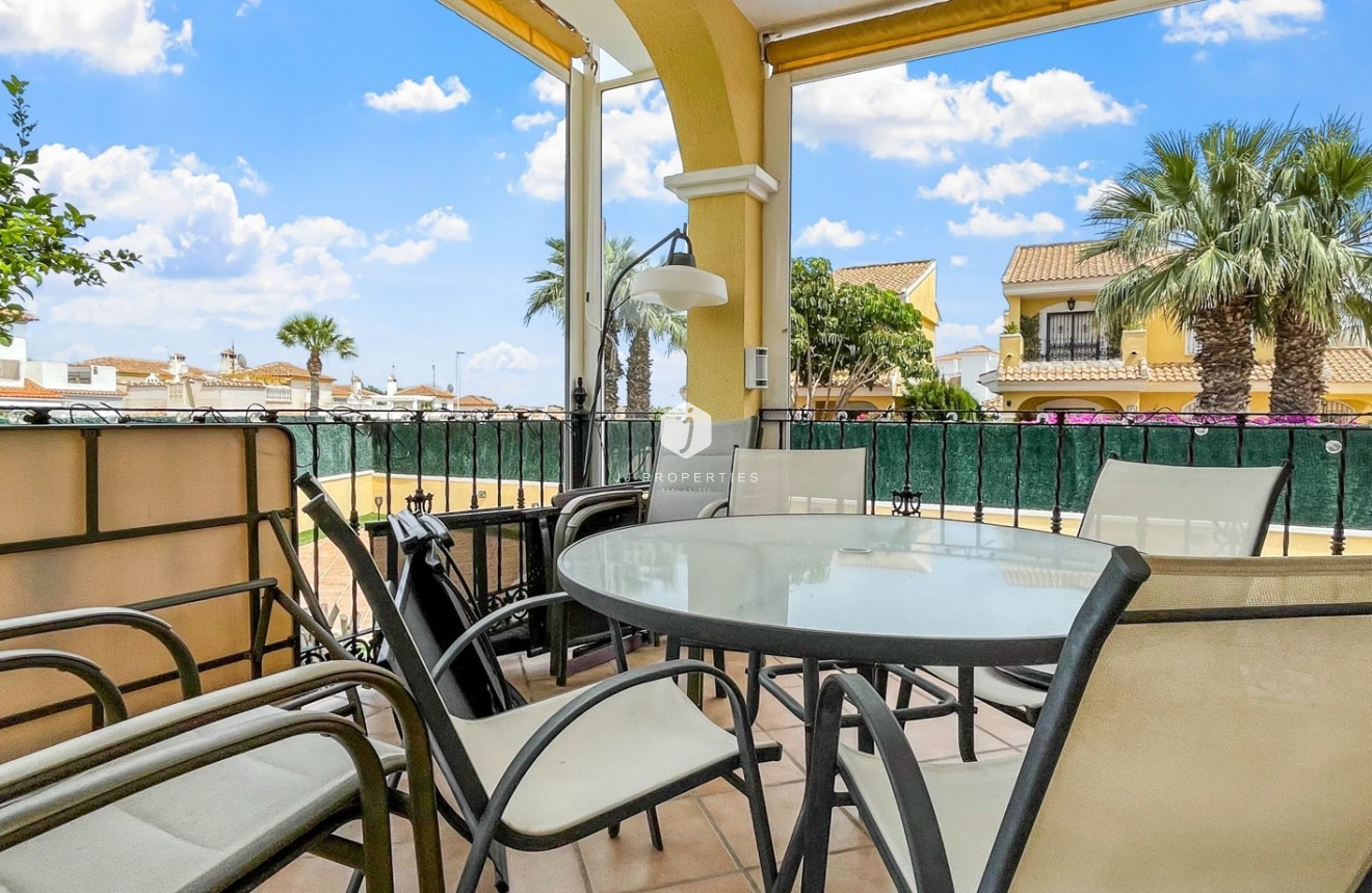 Resale - Villa -
Orihuela Costa - Costa Blanca