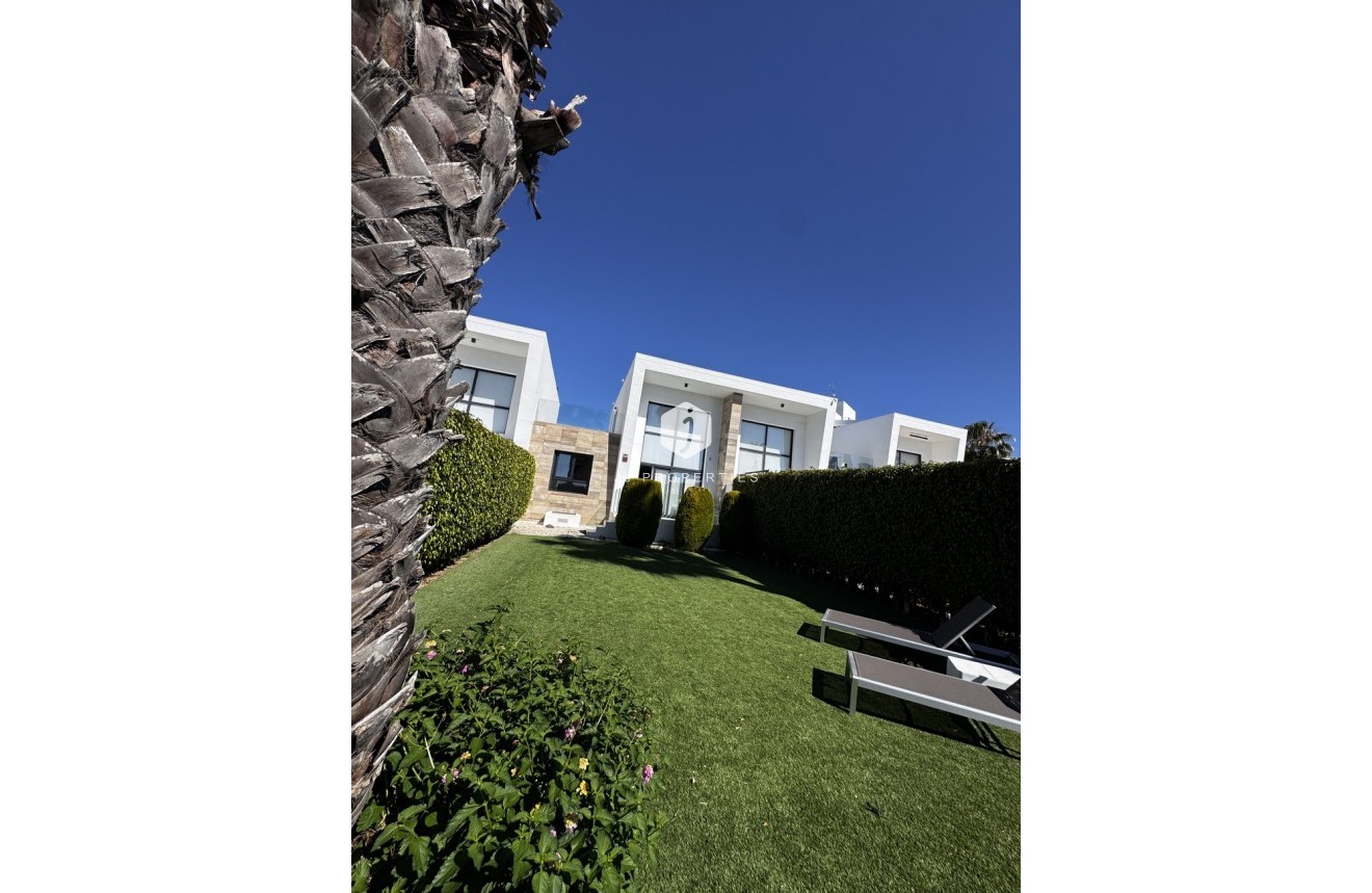 Resale - Duplex -
Orihuela Costa - Costa Blanca