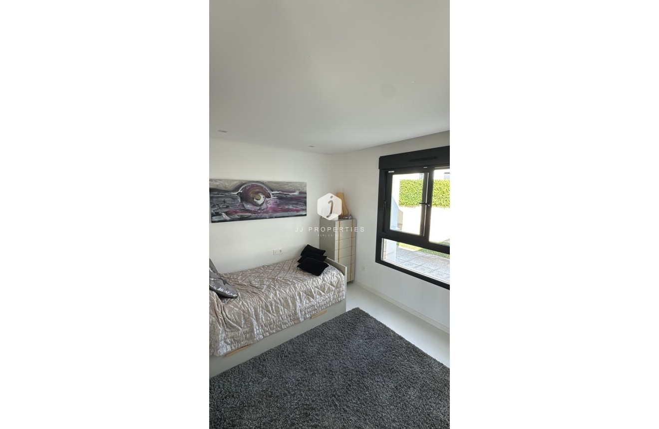 Resale - Duplex -
Orihuela Costa - Costa Blanca