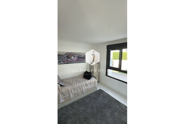 Resale - Duplex -
Orihuela Costa - Costa Blanca