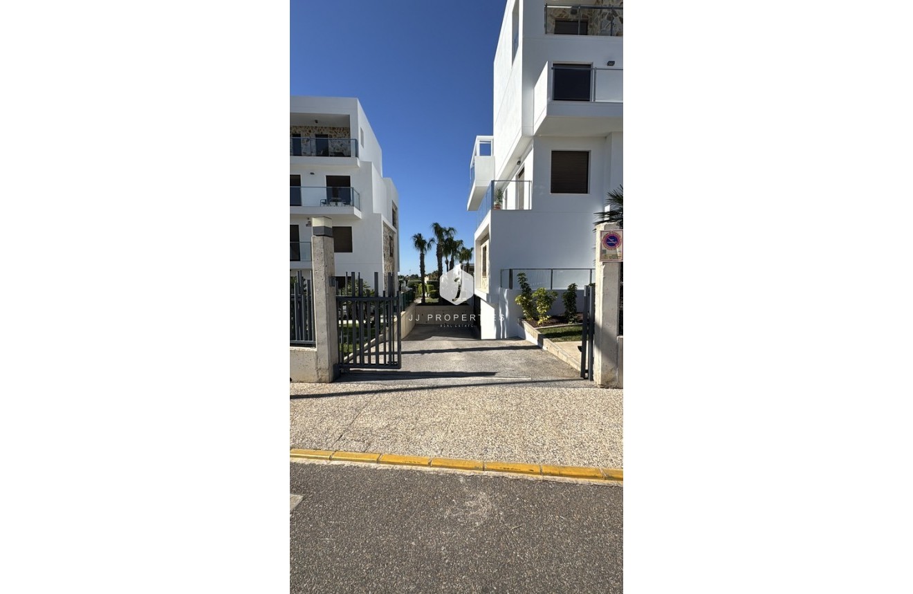 Resale - Duplex -
Orihuela Costa - Costa Blanca
