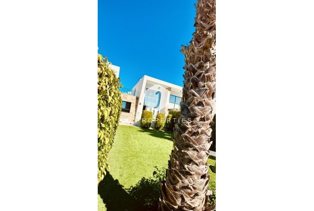 Resale - Duplex -
Orihuela Costa - Costa Blanca