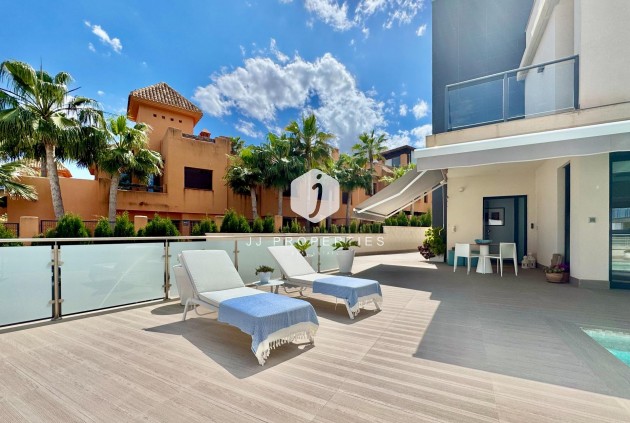Resale - Villa -
San Miguel de Salinas - Bellavista