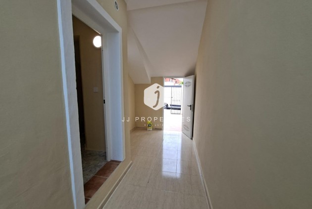 Segunda mano - Bungalow -
Orihuela Costa - Punta Prima