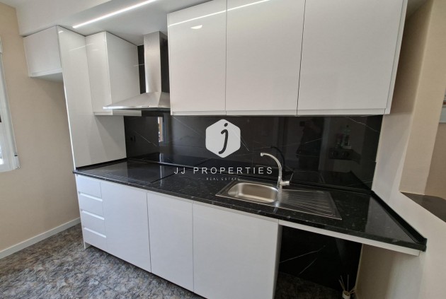 Segunda mano - Bungalow -
Orihuela Costa - Punta Prima