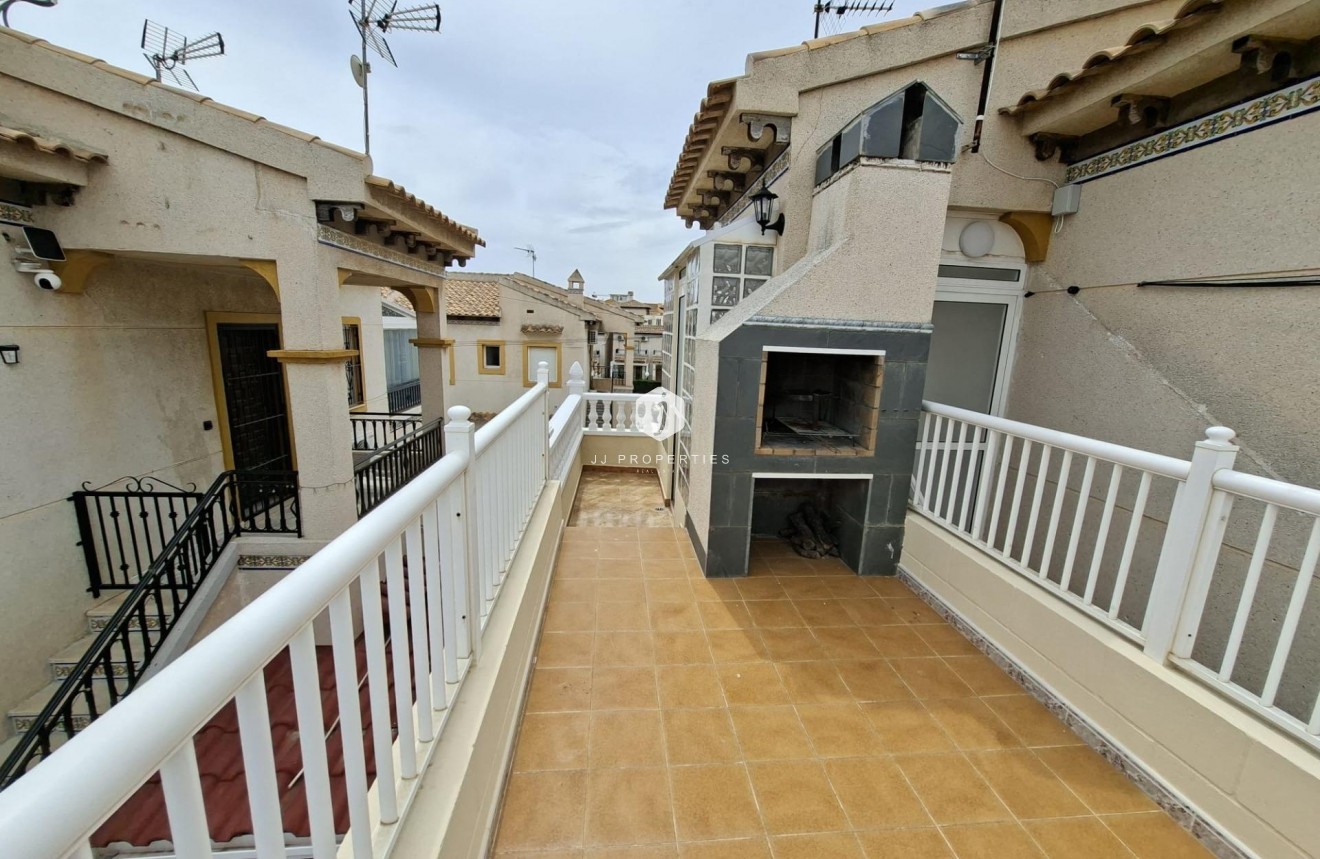 Segunda mano - Bungalow -
Orihuela Costa - Punta Prima