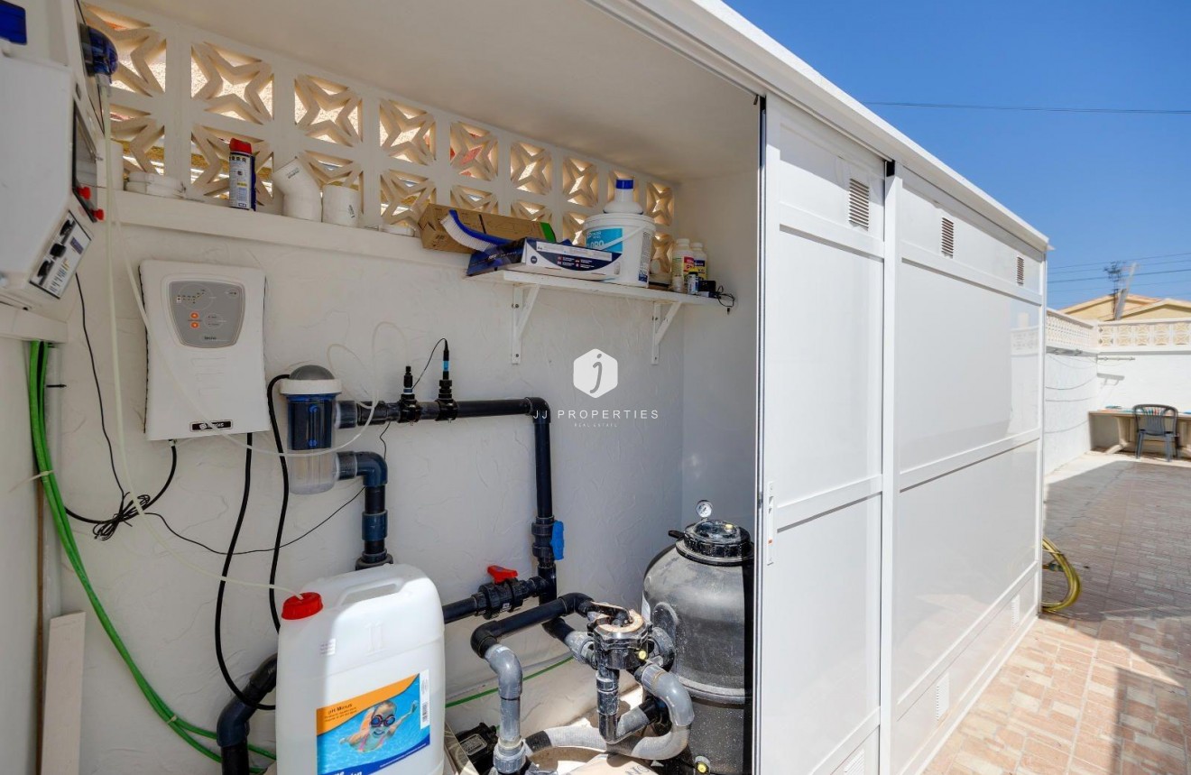 Resale - Villa -
San Fulgencio - La Marina