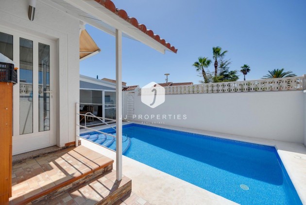 Resale - Villa -
San Fulgencio - La Marina