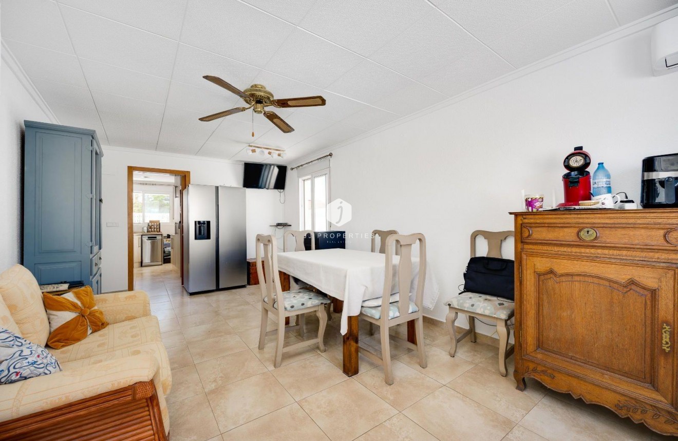 Resale - Villa -
San Fulgencio - La Marina