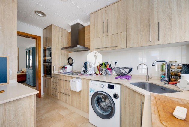 Resale - Villa -
San Fulgencio - La Marina