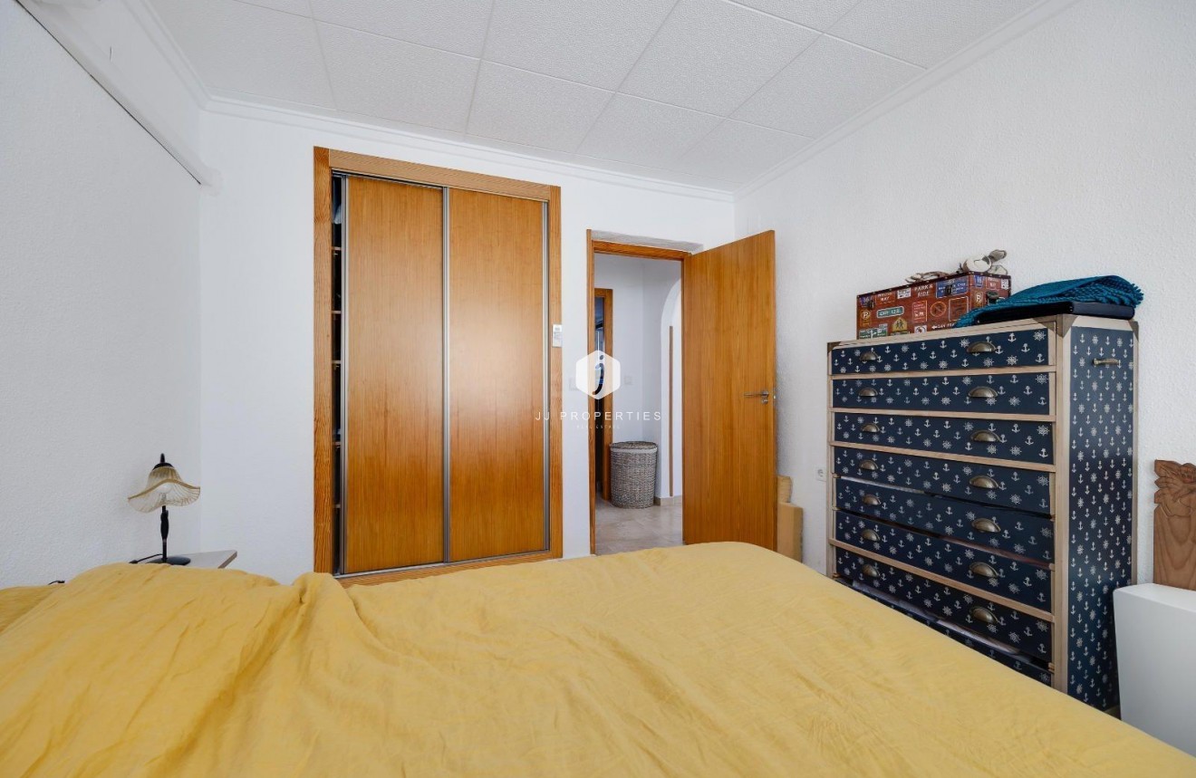 Resale - Villa -
San Fulgencio - La Marina