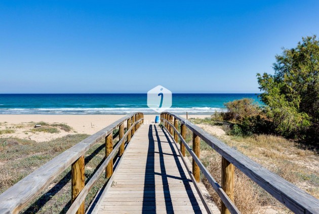 Resale - Villa -
San Fulgencio - La Marina