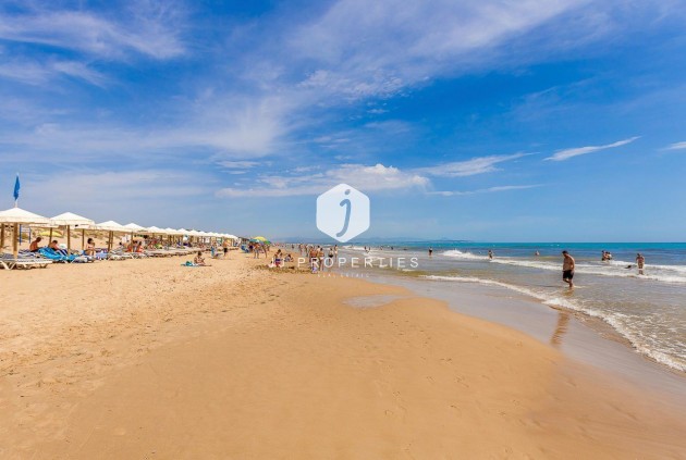 Resale - Villa -
San Fulgencio - La Marina