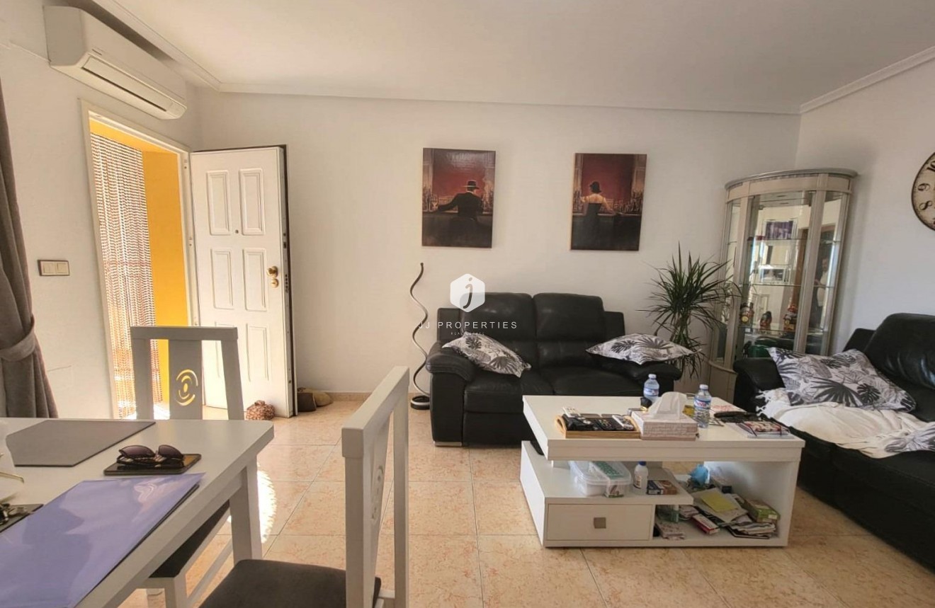 Segunda mano - Chalet -
Los Montesinos - Los Montesinos - Urb. La Herrada