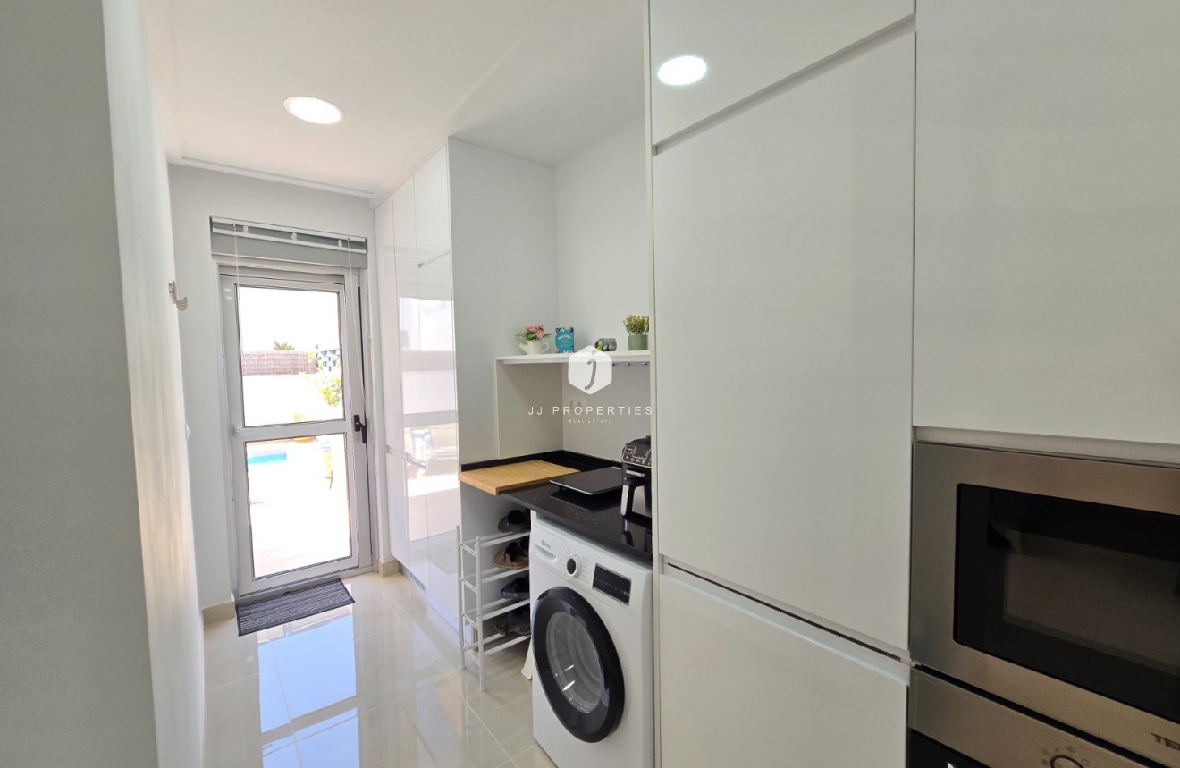 Resale - Villa -
Ciudad Quesada - Costa Blanca