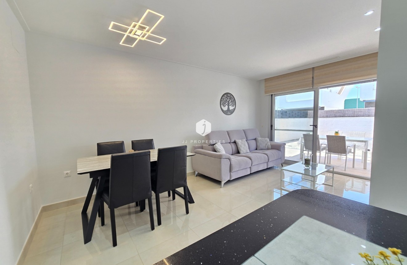 Resale - Villa -
Ciudad Quesada - Costa Blanca