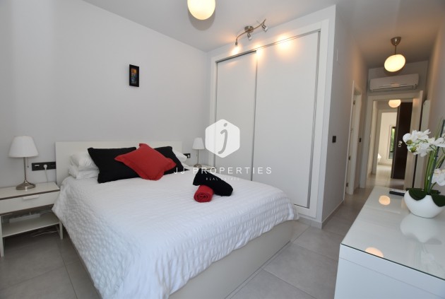 Aus zweiter Hand - Wohnung -
Algorfa - Inland