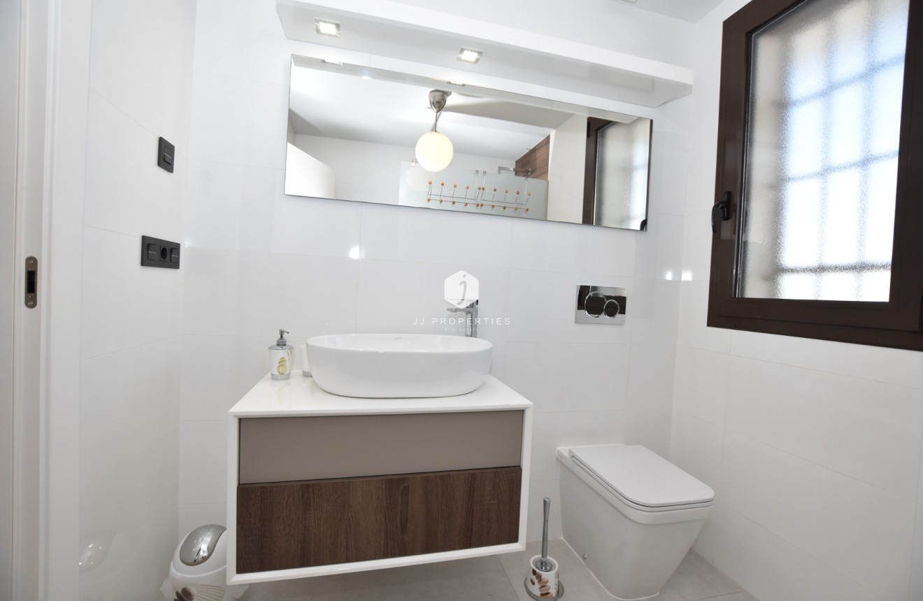 Aus zweiter Hand - Wohnung -
Algorfa - Inland