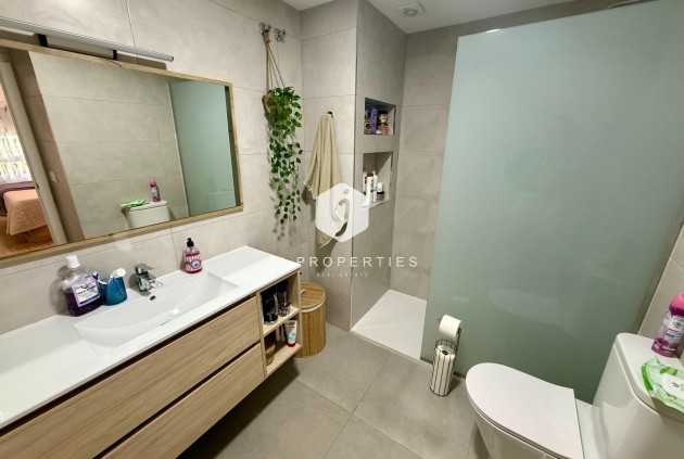 Aus zweiter Hand - Wohnung -
Torrevieja - Centro