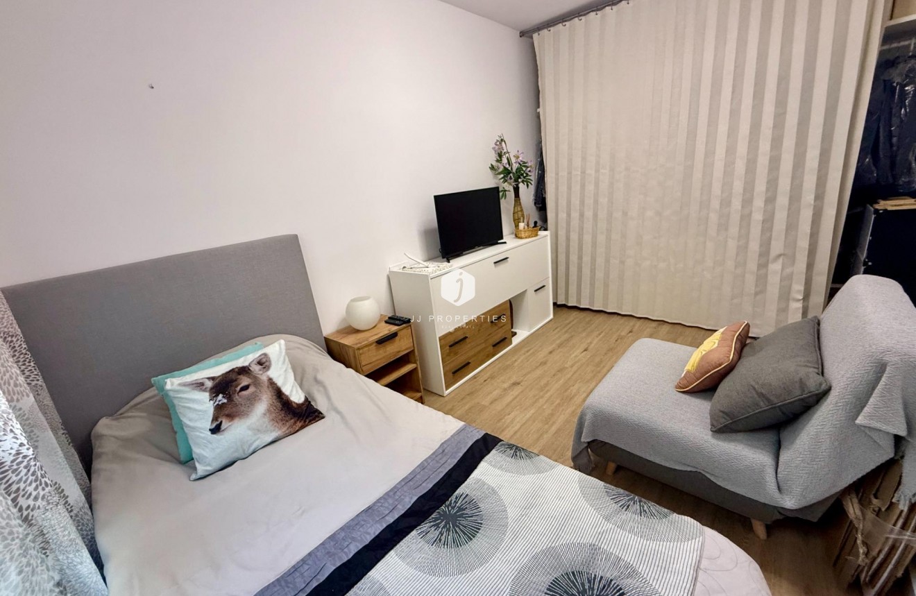 Aus zweiter Hand - Wohnung -
Torrevieja - Centro