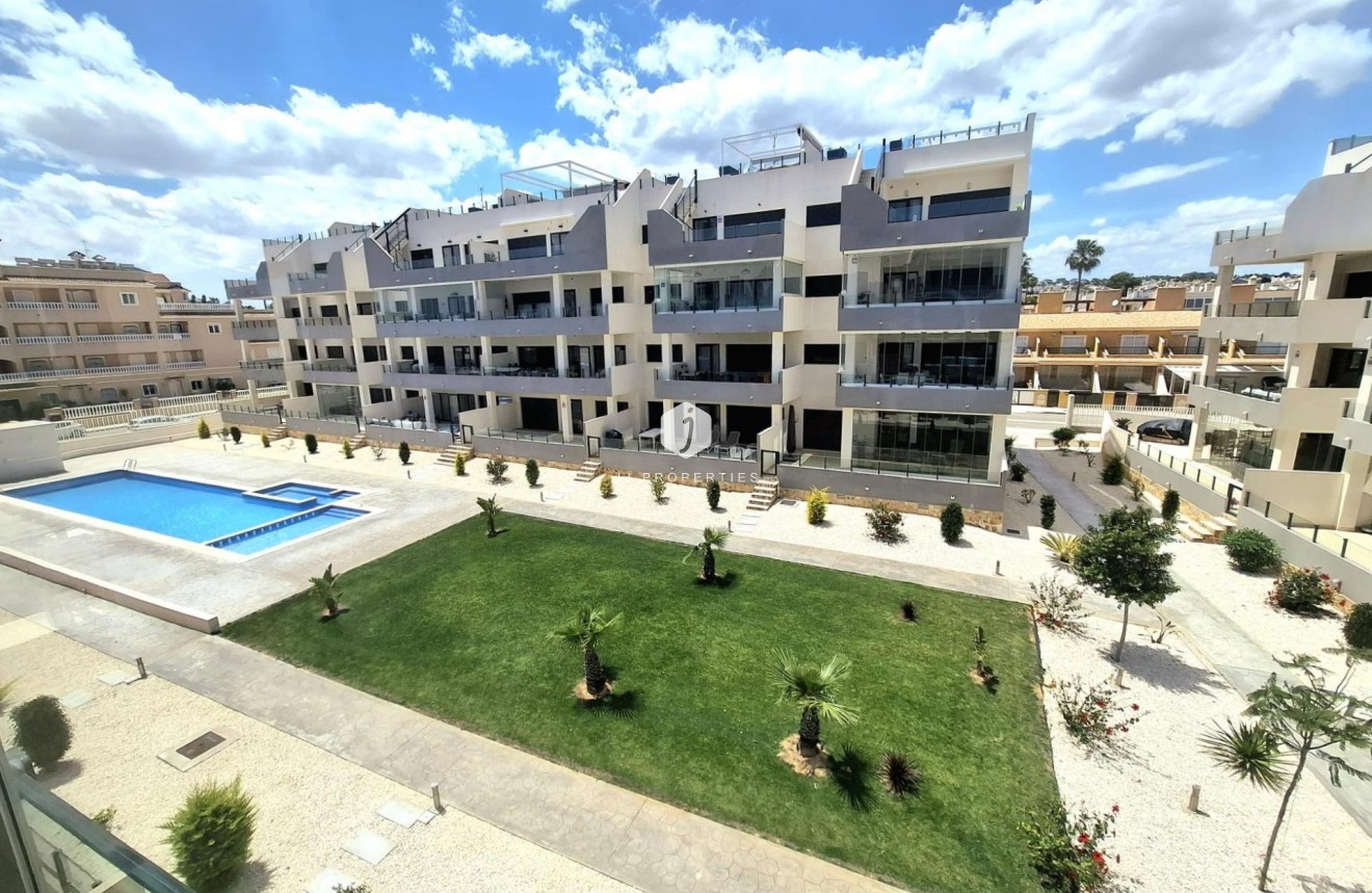 Resale - Apartment / flat -
Orihuela Costa - Villamartín