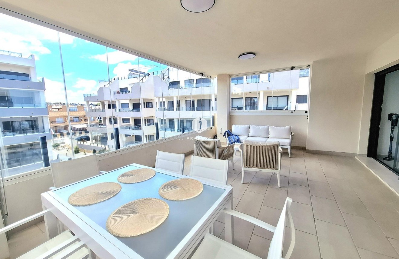 Resale - Apartment / flat -
Orihuela Costa - Villamartín