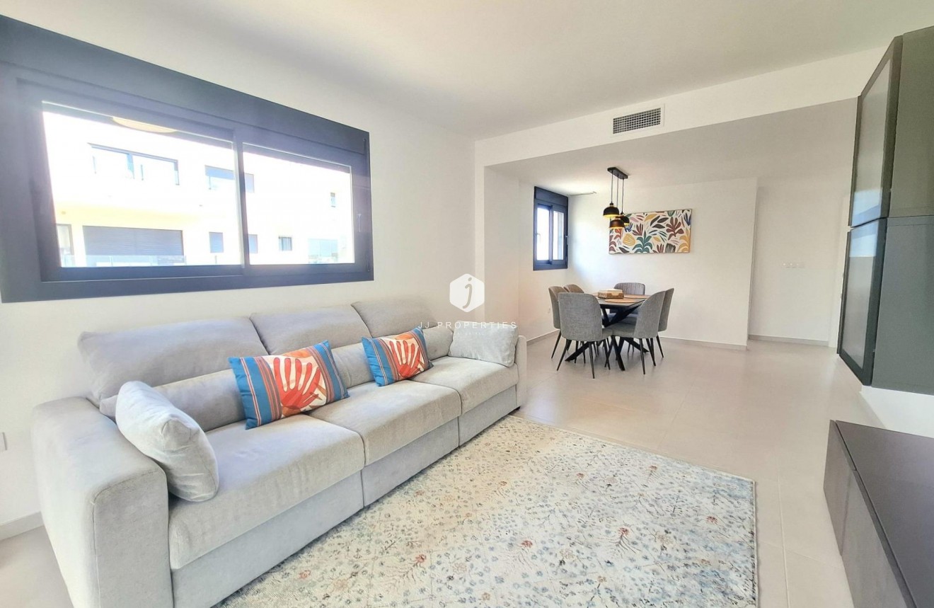 Resale - Apartment / flat -
Orihuela Costa - Villamartín