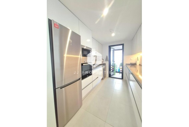 Resale - Apartment / flat -
Orihuela Costa - Villamartín