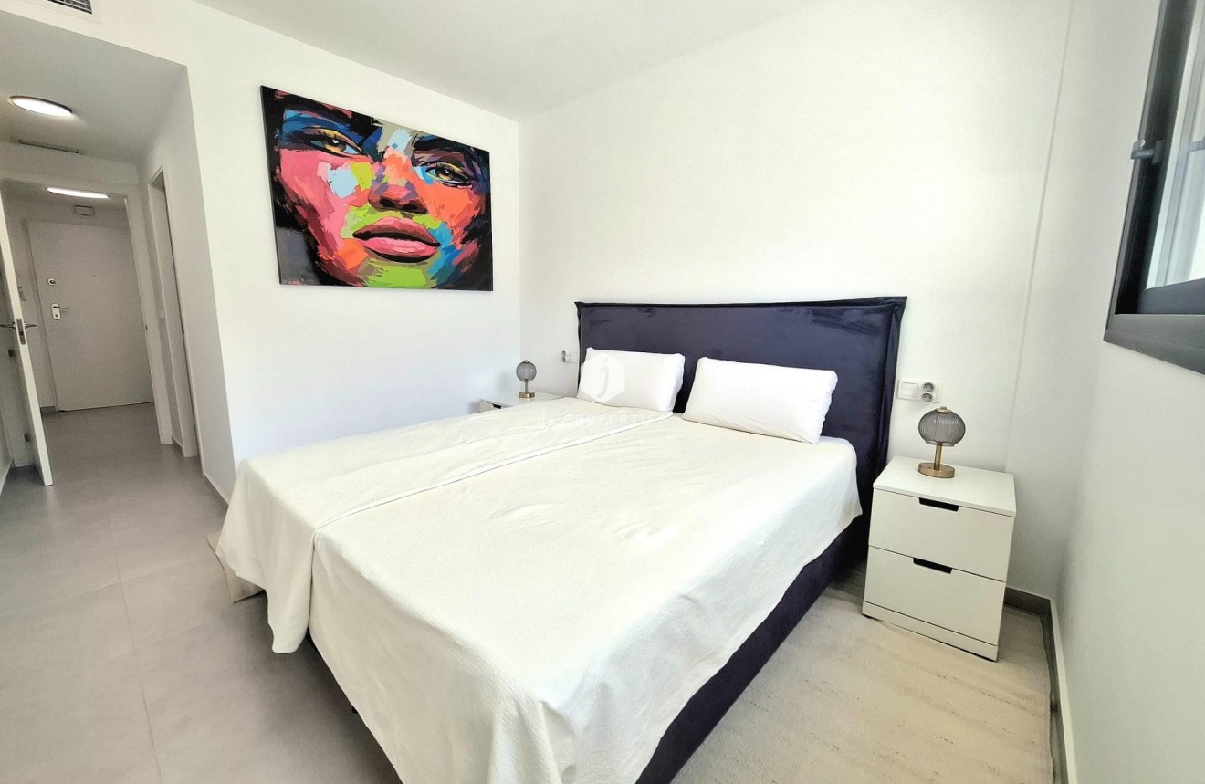 Resale - Apartment / flat -
Orihuela Costa - Villamartín