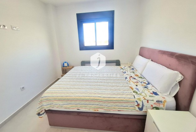 Resale - Apartment / flat -
Orihuela Costa - Villamartín